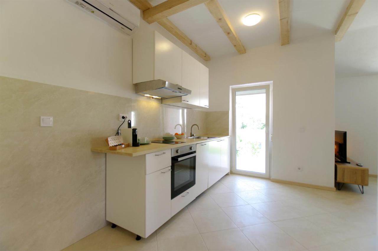 Apartmani Porat Sali Extérieur photo